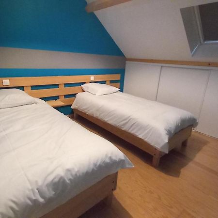 Gite A La Ferme Bassillon-Vauze ภายนอก รูปภาพ