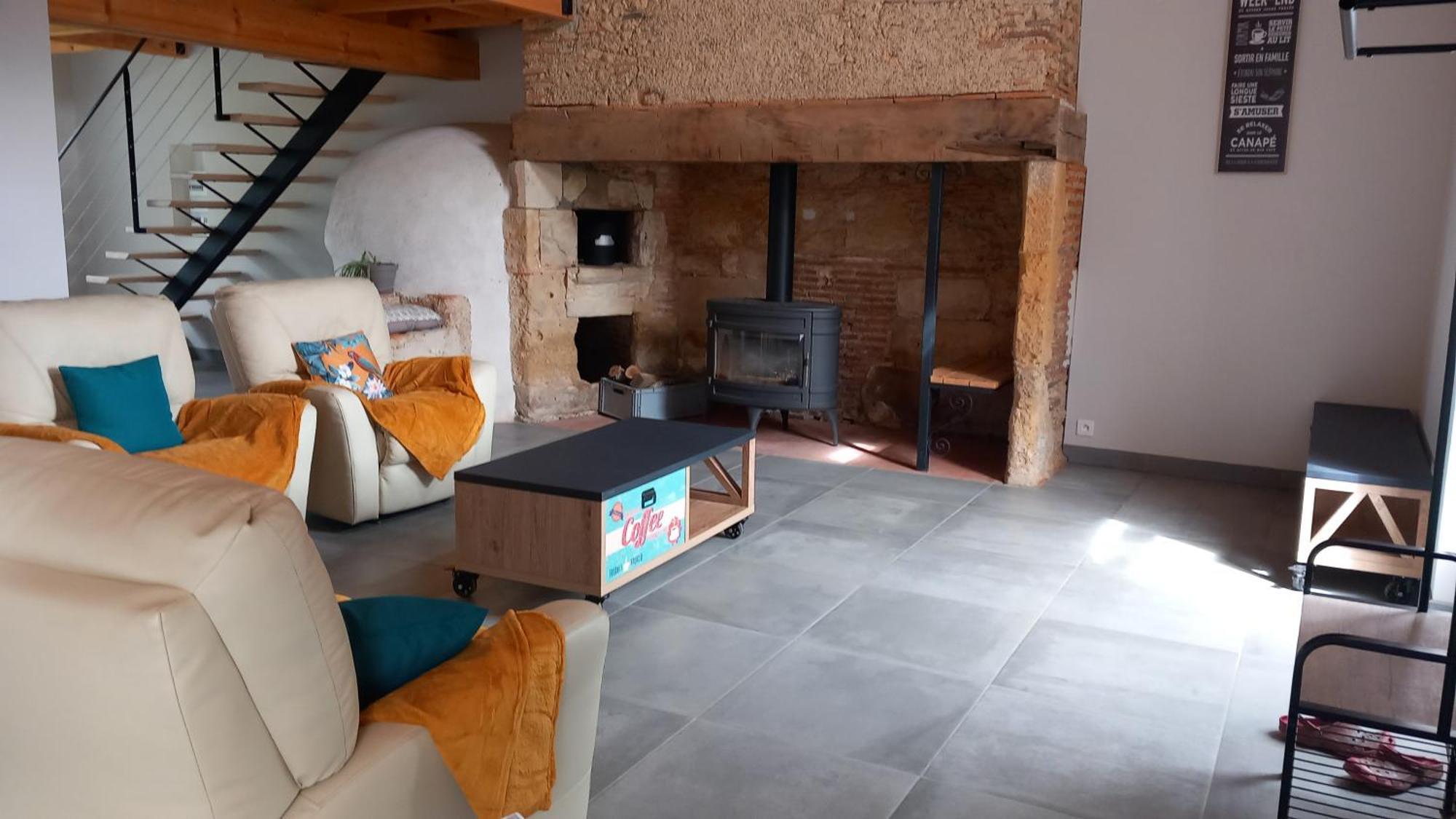 Gite A La Ferme Bassillon-Vauze ภายนอก รูปภาพ